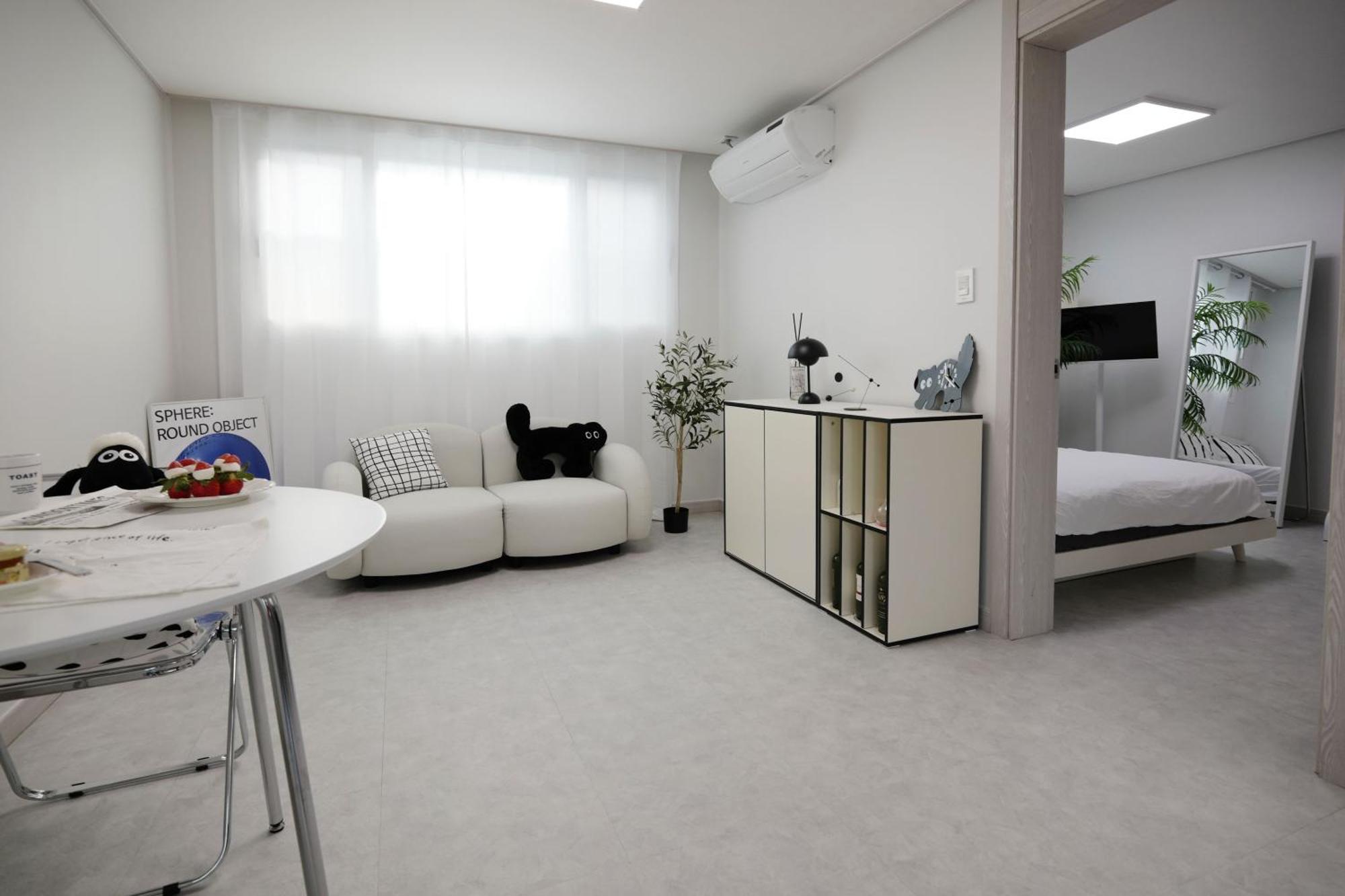 Appartamento H House Yeonnam Seul Esterno foto
