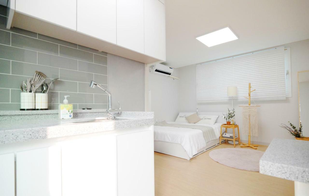 Appartamento H House Yeonnam Seul Esterno foto