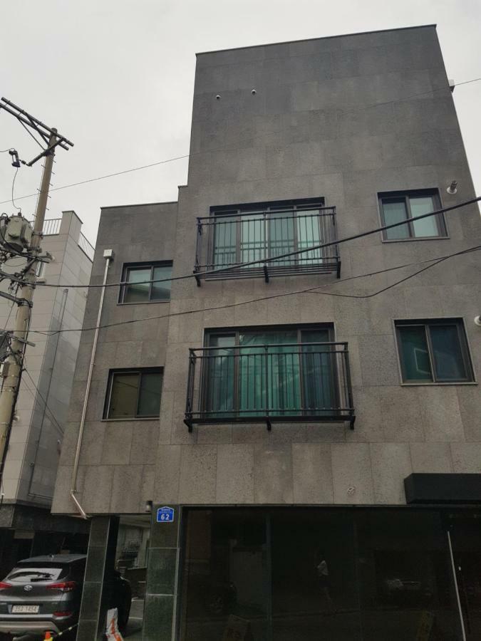 Appartamento H House Yeonnam Seul Esterno foto