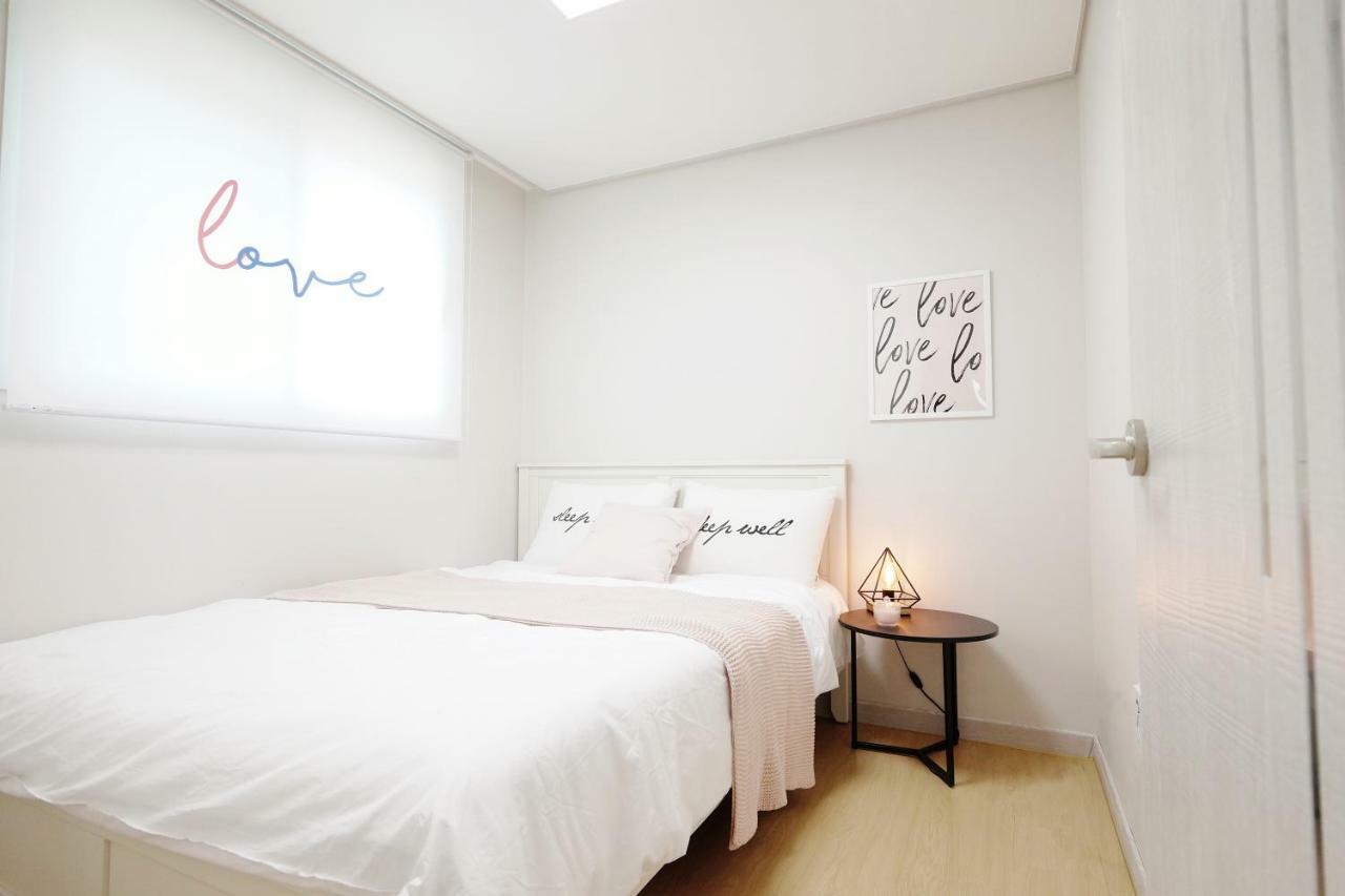 Appartamento H House Yeonnam Seul Esterno foto
